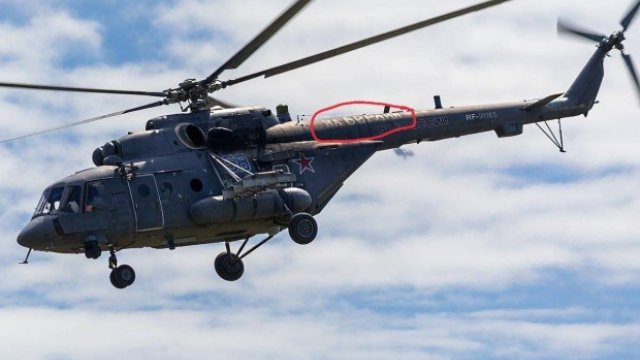 Ukrayna səmasında vurulan rus helikopterlərinin üzərindəki yazı təəccüb doğurdu - Almaniya ilə bağlıdır (FOTO)