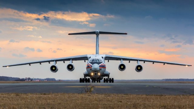 Nazirlik: “Gürcüstanın hava məkanı Rusiya hərbi təyyarələri üçün bağlıdır”