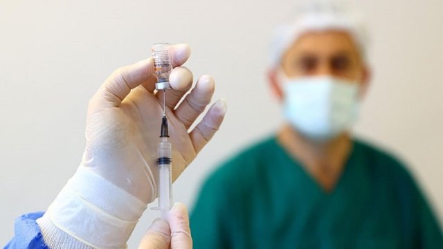 Son sutkada 16 mindən çox insan peyvənd olundu