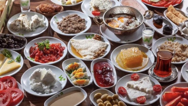 Türkiyədə səhər yeməyinin unikallığı