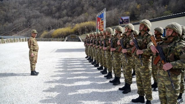 Zakir Həsənov yeni hərbi infrastrukturlara baxış keçirdi - VİDEO