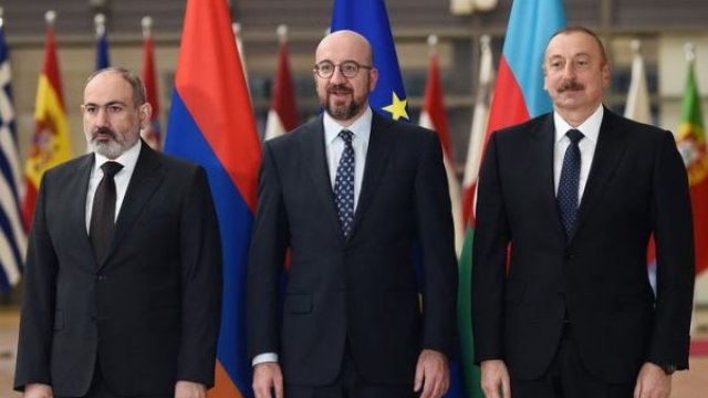 Rəsmi Moskvadan Əliyev-Paşinyan görüşünə REAKSİYA