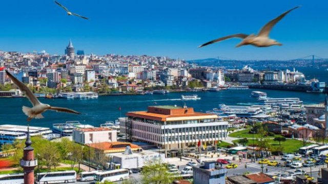 Ukraynanın işğalından sonra Rusiyadakı zənginlər Türkiyəyə axın edirlər
