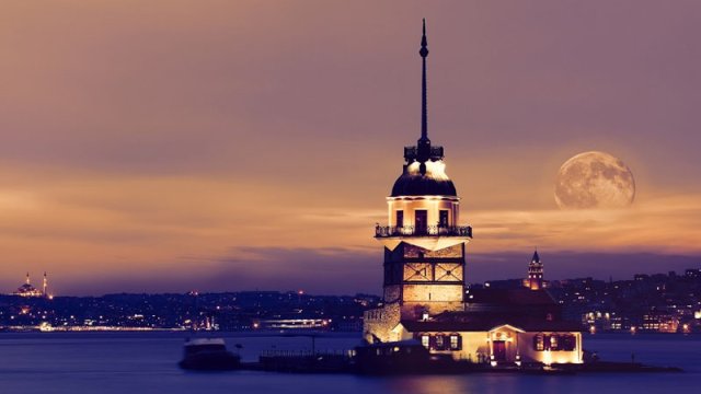 İstanbulda Qız qalası: Bizans dövründən Üsküdarda qalan yeganə abidə