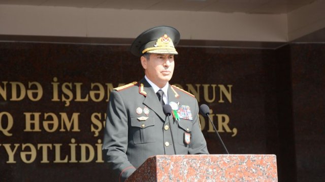 Vilayət Eyvazov birinci müavini təqaüdə göndərdi - FOTO