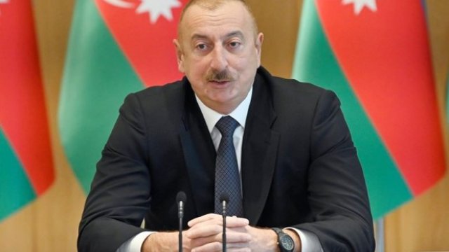 Prezident müşavirə keçirdi