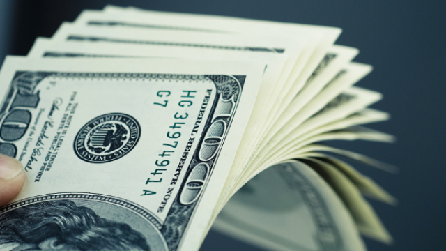 Mərkəzi bankdan dollarla bağlı AÇIQLAMA