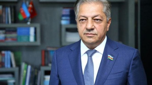 Cavanşir Feyziyev vəzifəsindən azad olunur