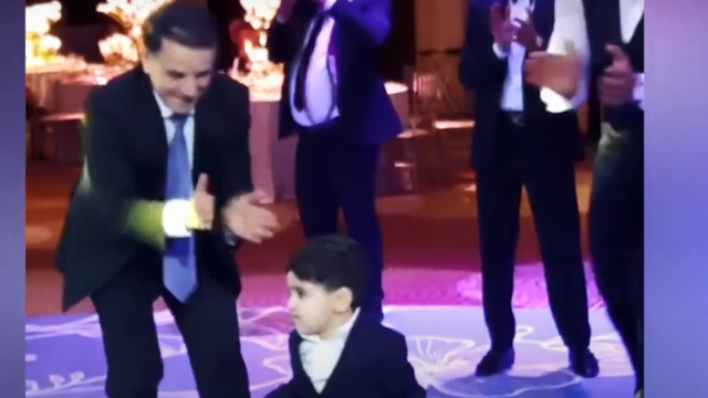 Keçmiş baş nazir nəvəsinin kiçik toyunda - VİDEO