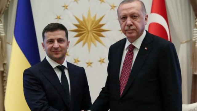 Ərdoğan Zelenski ilə Mariupoldakı vəziyyəti müzakirə ETDİ