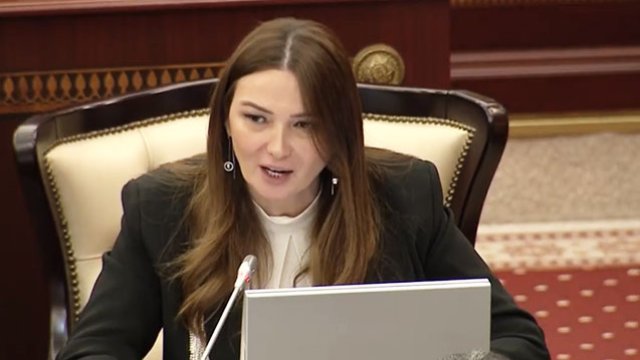 Qənirə Paşayeva sensasion yeyinti faktını açıqladı - VİDEO