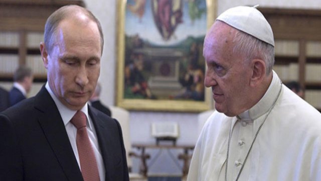 Növbə Papaya çatdı: Putinlə görüşmək istəyir...