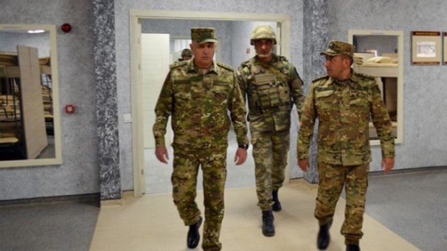 Baş Qərargah rəisi Kəlbəcərə getdi - FOTOLAR