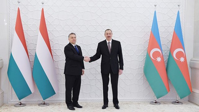 İlham Əliyev və Macarıstanın Baş naziri arasında məktub mübadiləsi olub