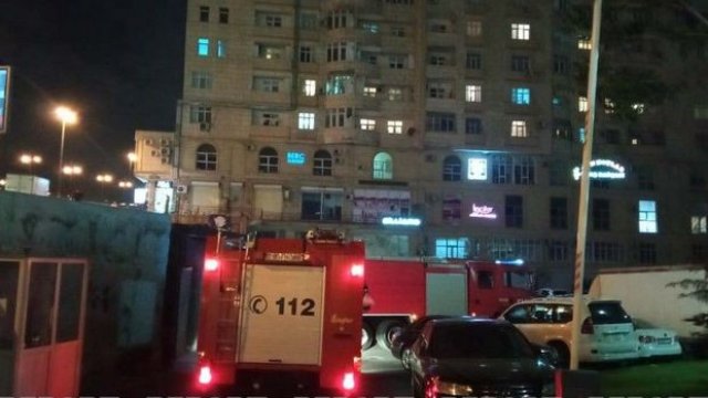 Bakıda yanğın olub - FOTO