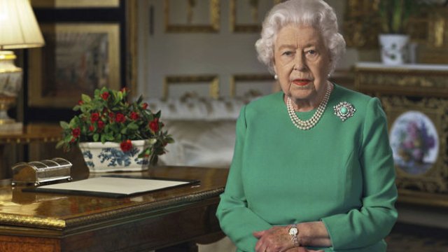 II Yelizavetadan 59 il sonra bir ilk