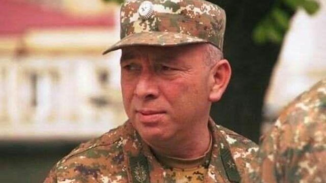 Xankəndidə atışma: general dörd nəfərə ATƏŞ AÇDI