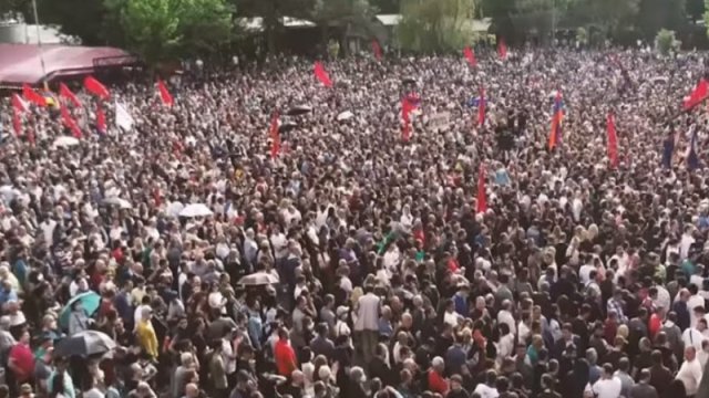 Ermənistan müxalifəti paytaxt küçələrini bloklayır