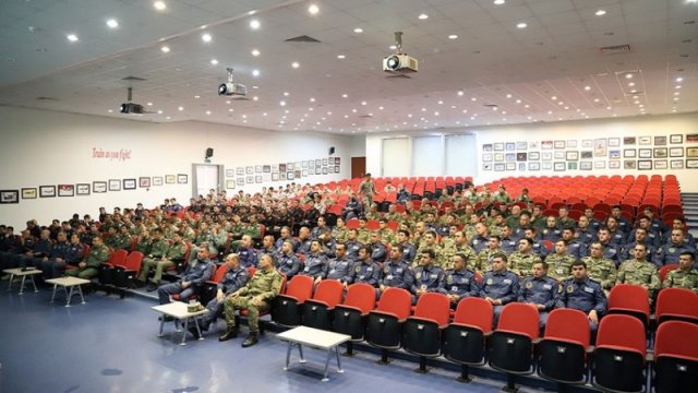 Azərbaycan hərbçilərinin iştirak edəcəyi təlimlə bağlı brifinq keçirildi - FOTOLAR