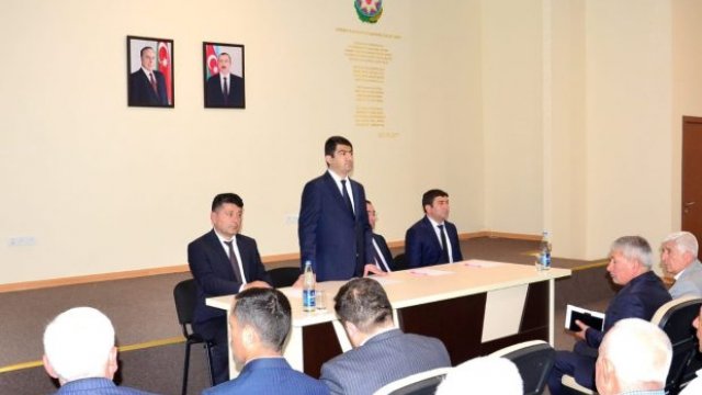 Seymur Orucov Həsənsu kənd yaşayış məntəqəsində vətəndaşların növbəti səyyar qəbulunu keçirib