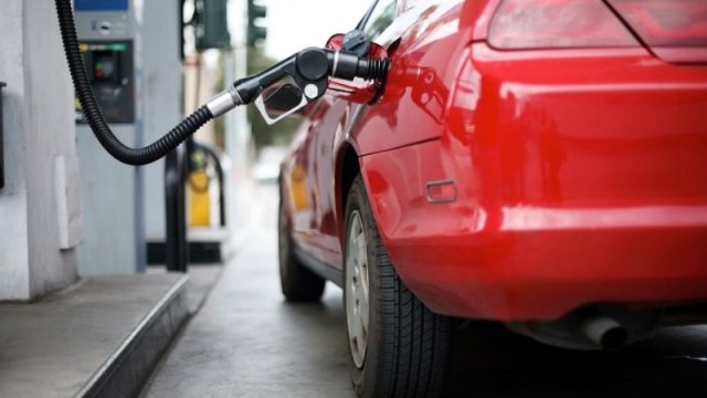 ABŞ-da benzinin qiyməti BAHALAŞDI – YENİ QİYMƏTLƏR