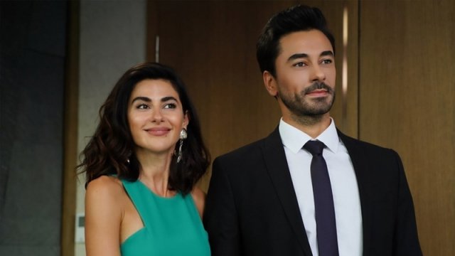 Sevgilisi Nəsrin Cavadzadəni \