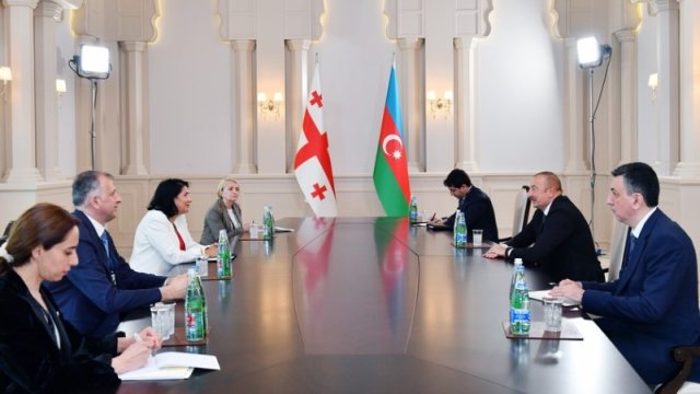 İlham Əliyev Gürcüstan və Albaniya Prezidentləri ilə görüşdü - FOTO