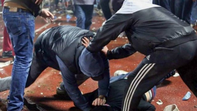 Azərbaycanda məşhur müğəninin obyektində dava düşdü - xəsarət aldı (VİDEO)