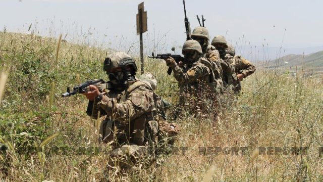 Azərbaycan komandoları döyüşə hazırdır: \
