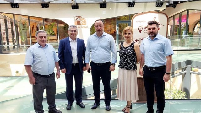 AY Partiya daha bir ilkə imza atdı - FOTO