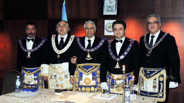 “Böyük Masterlər”in toplantısı - Masonları Bakı ilə nə bağlayır?