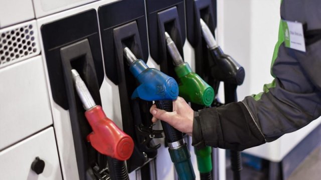 Tarif Şurası benzin və dizellə bağlı qərarını açqıladı