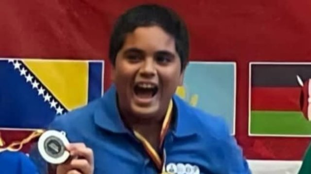Azərbaycanlı şagird Beynəlxalq olimpiadada qızıl medal qazandı - Almaniyada bilik yarışı - FOTO
