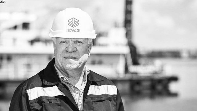 Məşhur iş adamı və xanımı raket zərbəsi zamanı həlak oldu