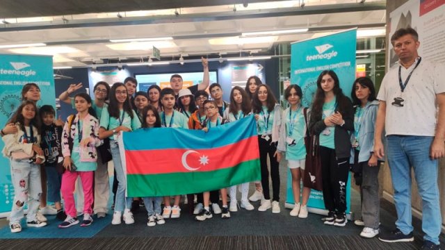 Azərbaycan məktəbliləri Londonu fəth etdi: 7 qızl, 6 gümüş, 13 bürünc - VİDEO