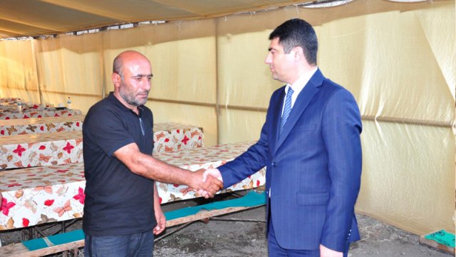 Seymur Orucov şəhid Tahir Əliyevin ailəsin ziyarət etdi - FOTO