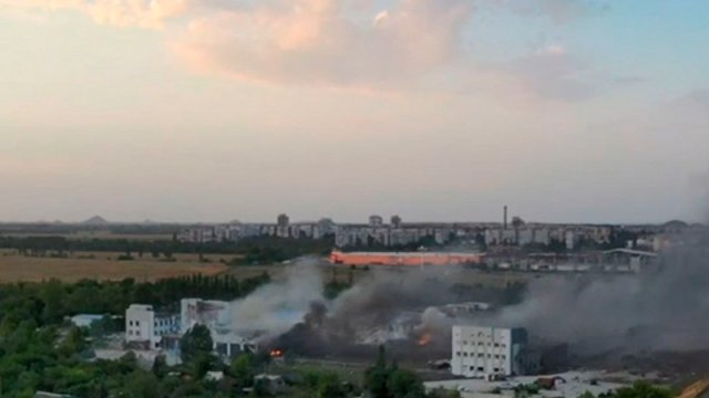 Donetskdə Rusiyanın hərbi anbarı PUA ilə vurulub