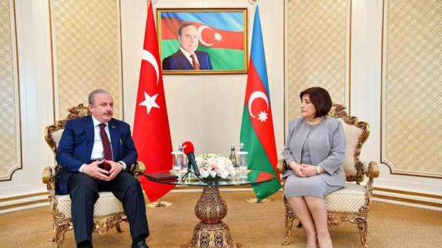 Sahibə Qafarova Mustafa Şentopun oğlunun toyunda - FOTOLAR