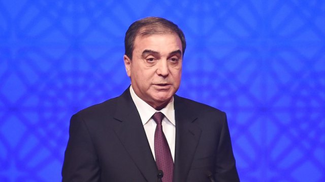 İcra başçısı köməkçisini vəzifəsindən azad etdi