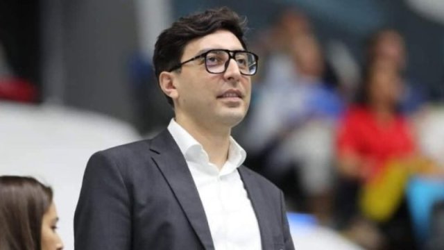 Fərid Qayıbov övladlarının xaricdə təhsil almasını istəyir - VİDEO