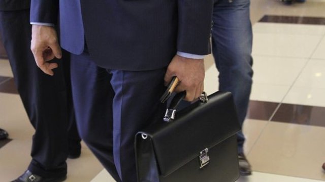 Azərbaycanda vəzifəli şəxsə cinayət işi açıldı