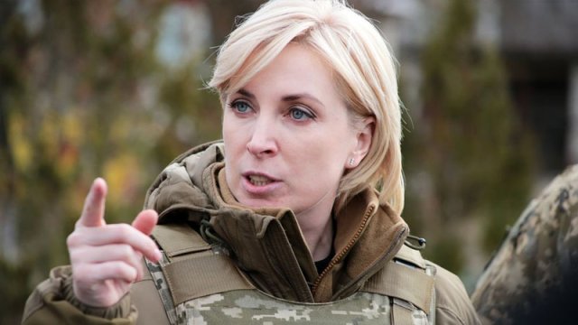 “Minaları təmizləmək üçün illər lazım olacaq” - Ukrayna baş nazirin müavini