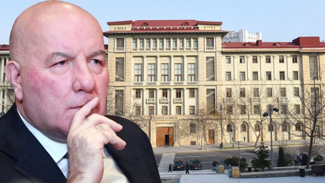 Elman Rüstəmovun baş bankirlikdən “təqaüdə” yox, müşavirliyə getməsinin sirri