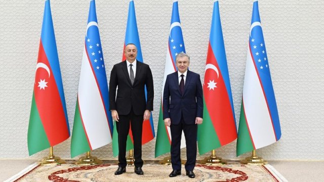 Səmərqənddə Azərbaycan və Özbəkistan prezidentlərinin görüşü keçirildi