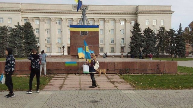 Rusiya çəkildi: Ukrayna Ordusu Xerson şəhərinə daxil oldu - FOTO
