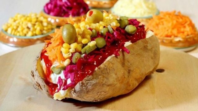 Kumpir - Türkiyənin ən məşhur küçə yeməyi
