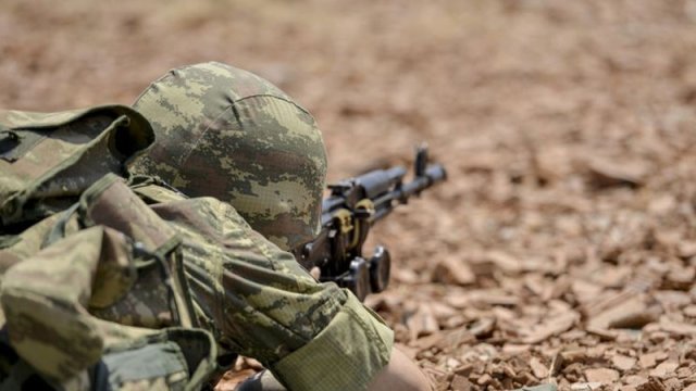 Ordumuz Ermənistan bölmələrinə atəş açıb?