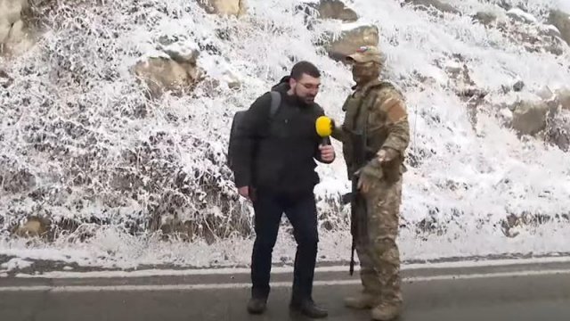 Volkovun göstərişi ilə sülhməramlılar azərbaycanlı jurnalistlərin peşə fəaliyyətinə mane olub - VİDEO