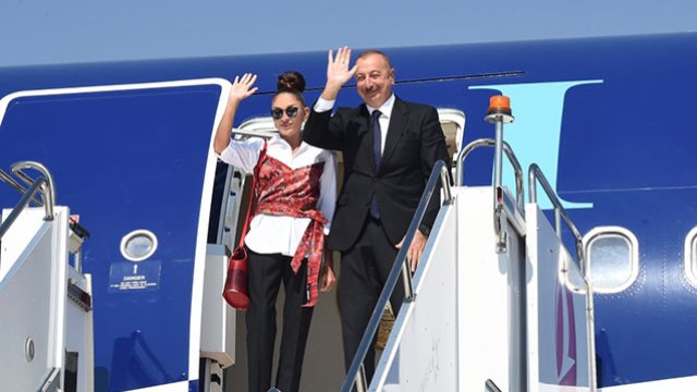 Prezidentlə xanımı Türkmənistana getdi