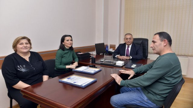 DİP jurnalistlərə mükafat təqdim etdi - FOTO
